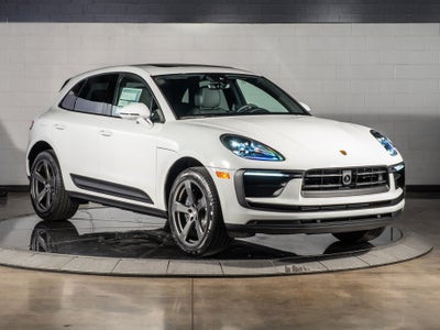 2026 Porsche Macan Base