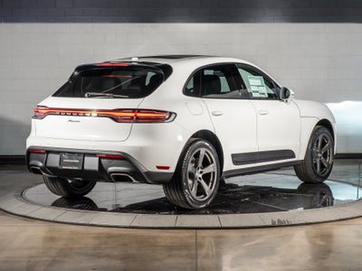 2026 Porsche Macan Base