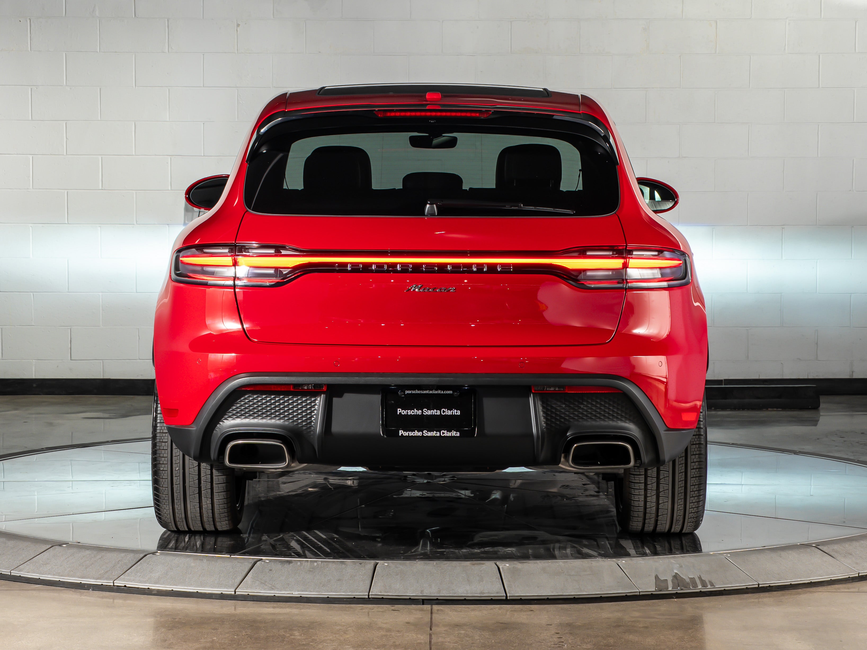 2026 Porsche Macan Base