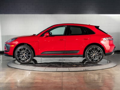 2026 Porsche Macan Base