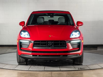 2026 Porsche Macan Base