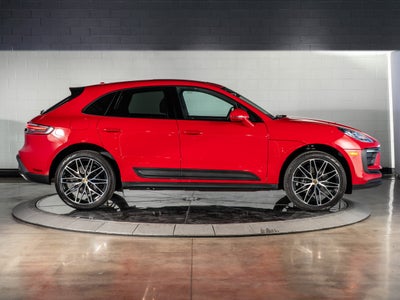 2026 Porsche Macan Base