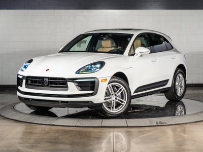 2026 Porsche Macan Base