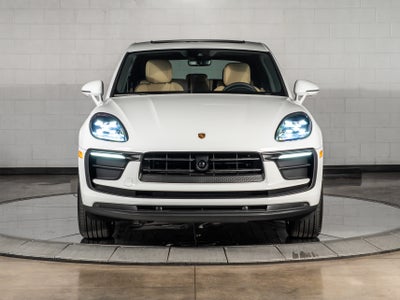 2026 Porsche Macan Base