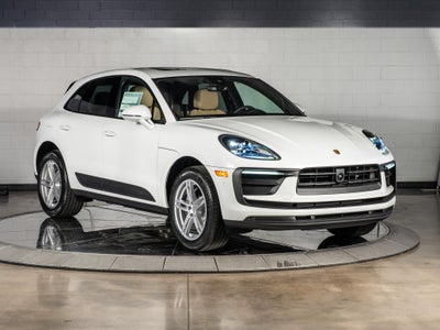 2026 Porsche Macan Base