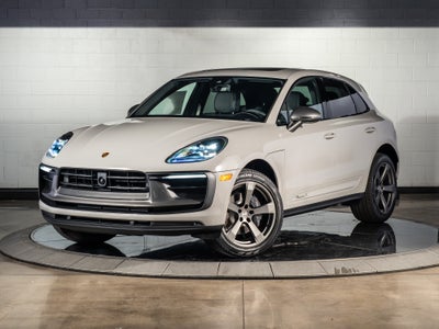 2026 Porsche Macan T