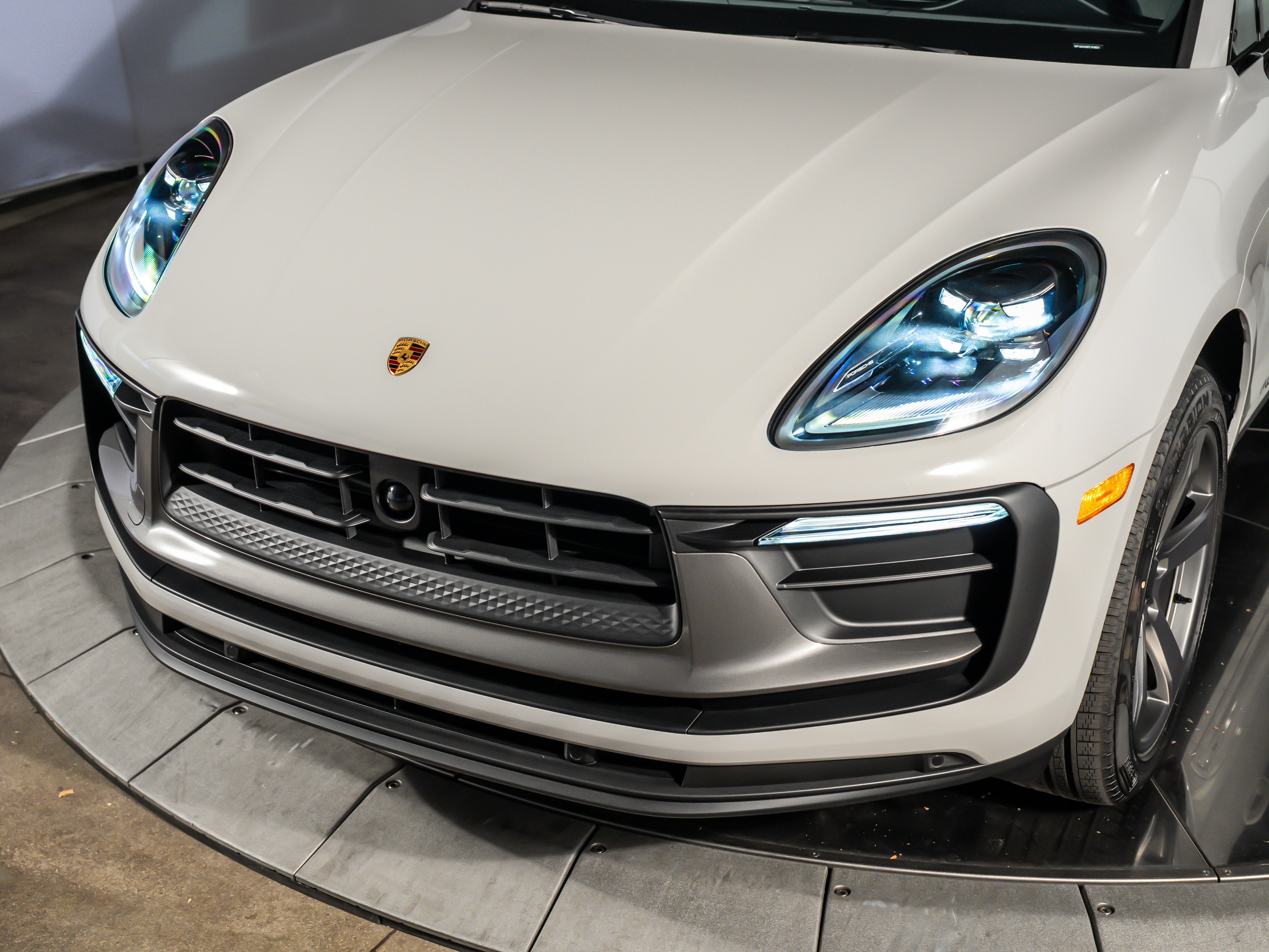 2026 Porsche Macan T