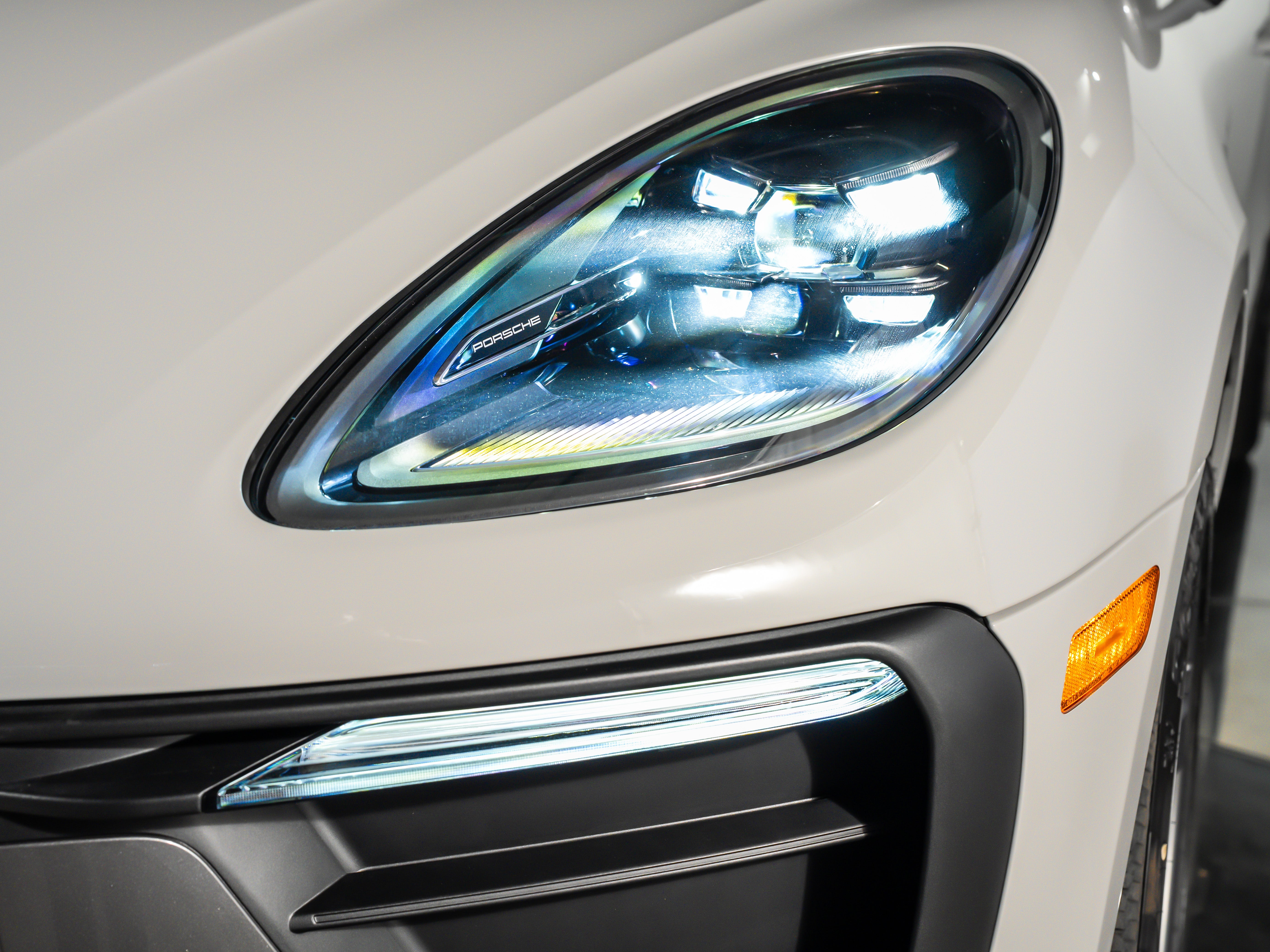 2026 Porsche Macan T