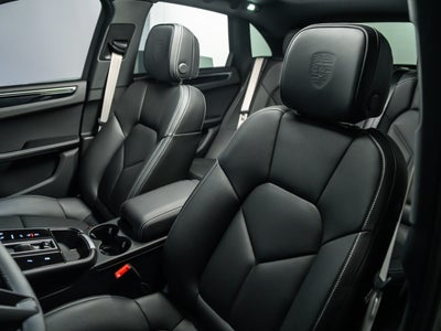 2026 Porsche Macan T
