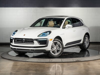 2026 Porsche Macan Base