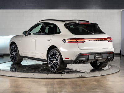 2026 Porsche Macan Base
