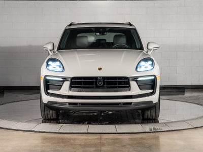 2026 Porsche Macan Base