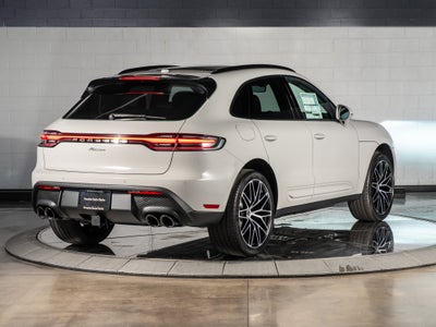 2026 Porsche Macan Base