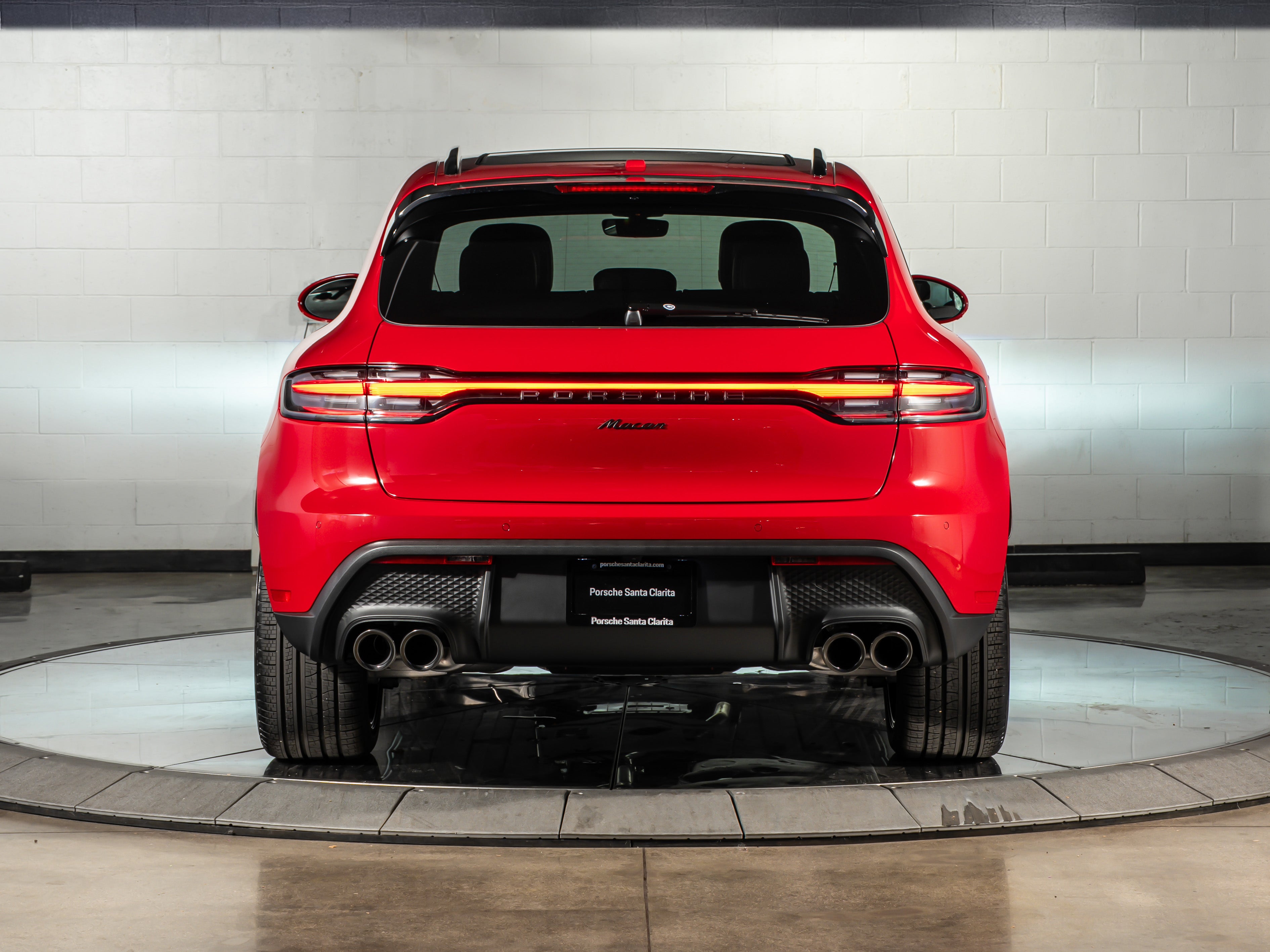 2026 Porsche Macan Base