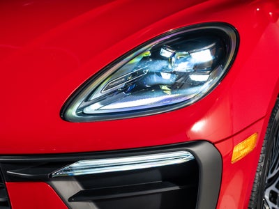 2026 Porsche Macan Base
