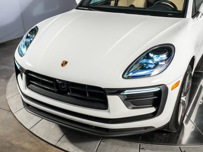 2026 Porsche Macan Base