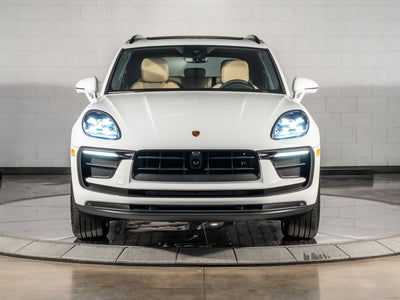 2026 Porsche Macan Base