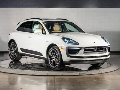 2026 Porsche Macan Base