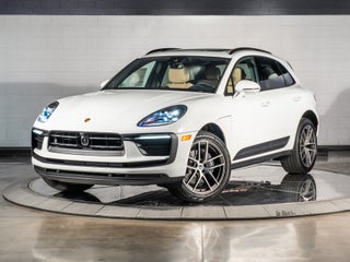 2026 Porsche Macan Base