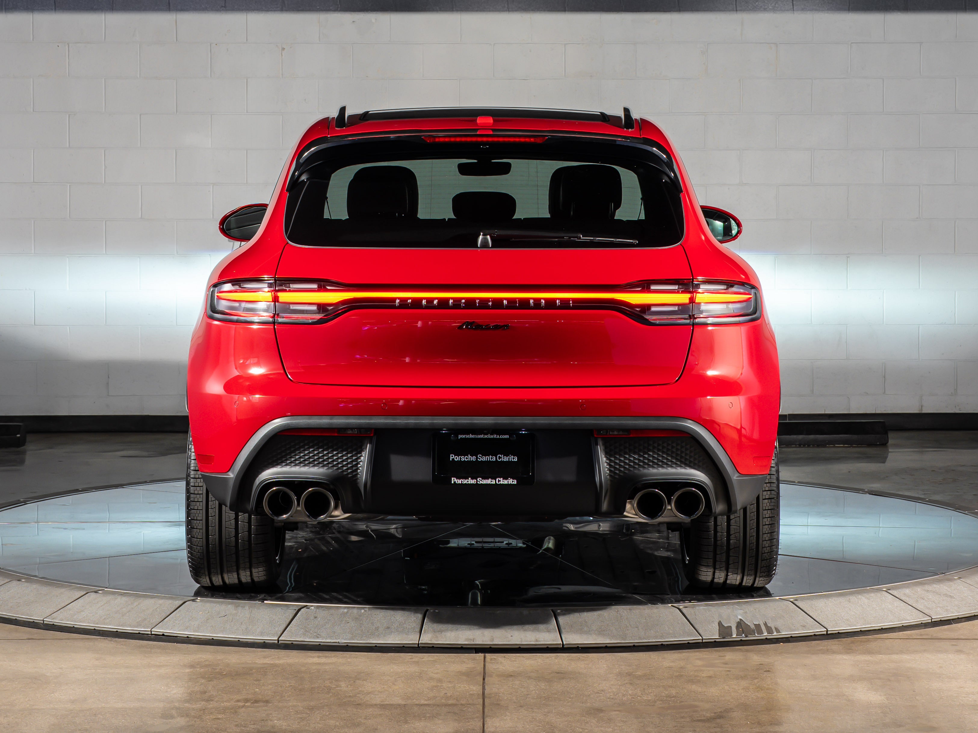 2026 Porsche Macan Base