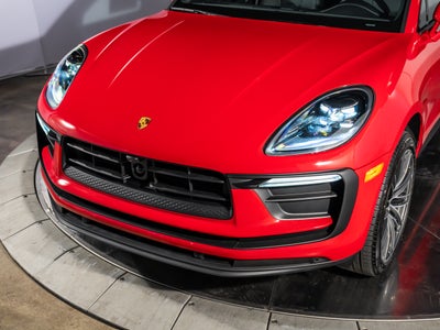 2026 Porsche Macan Base