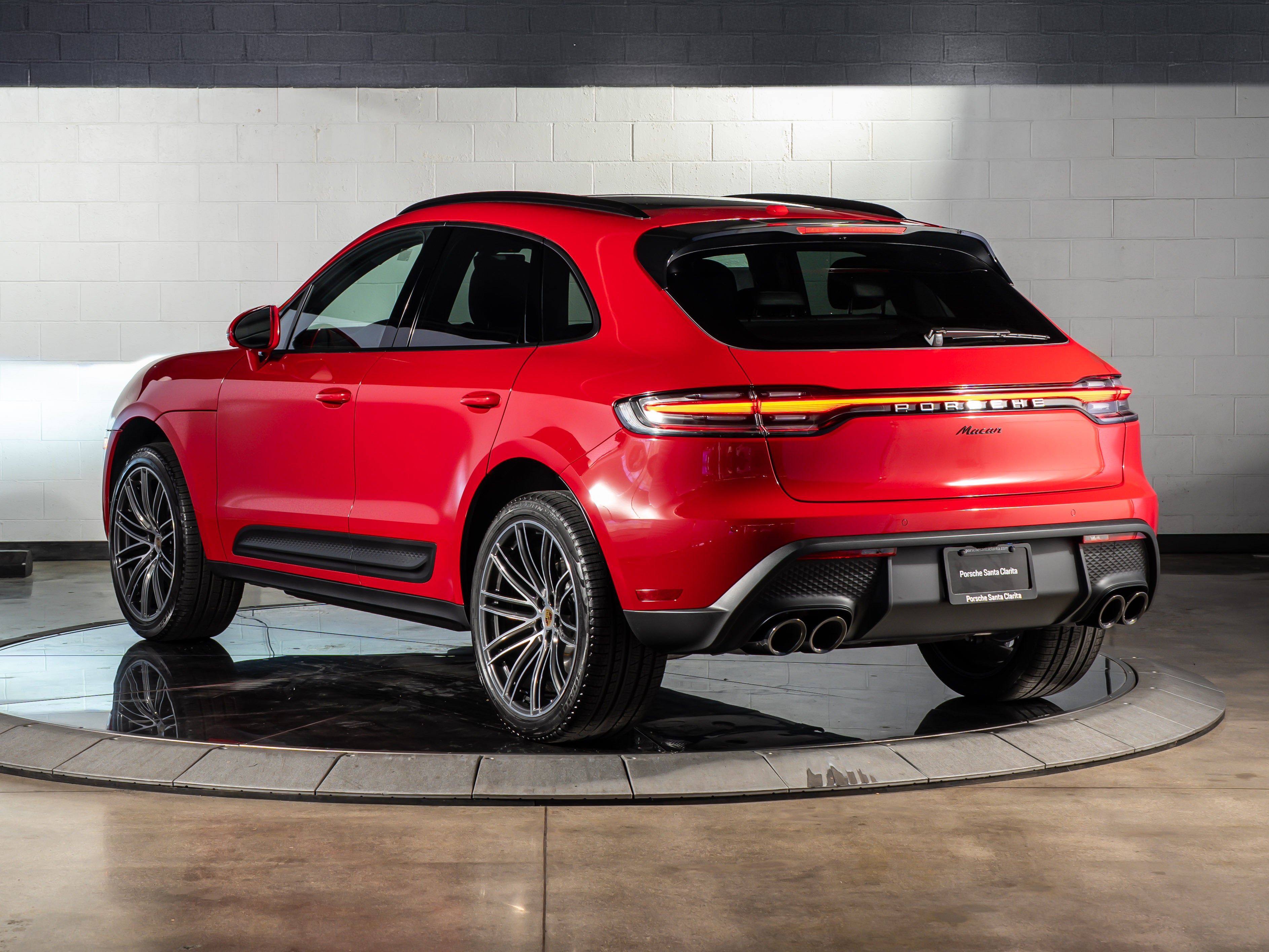 2026 Porsche Macan Base