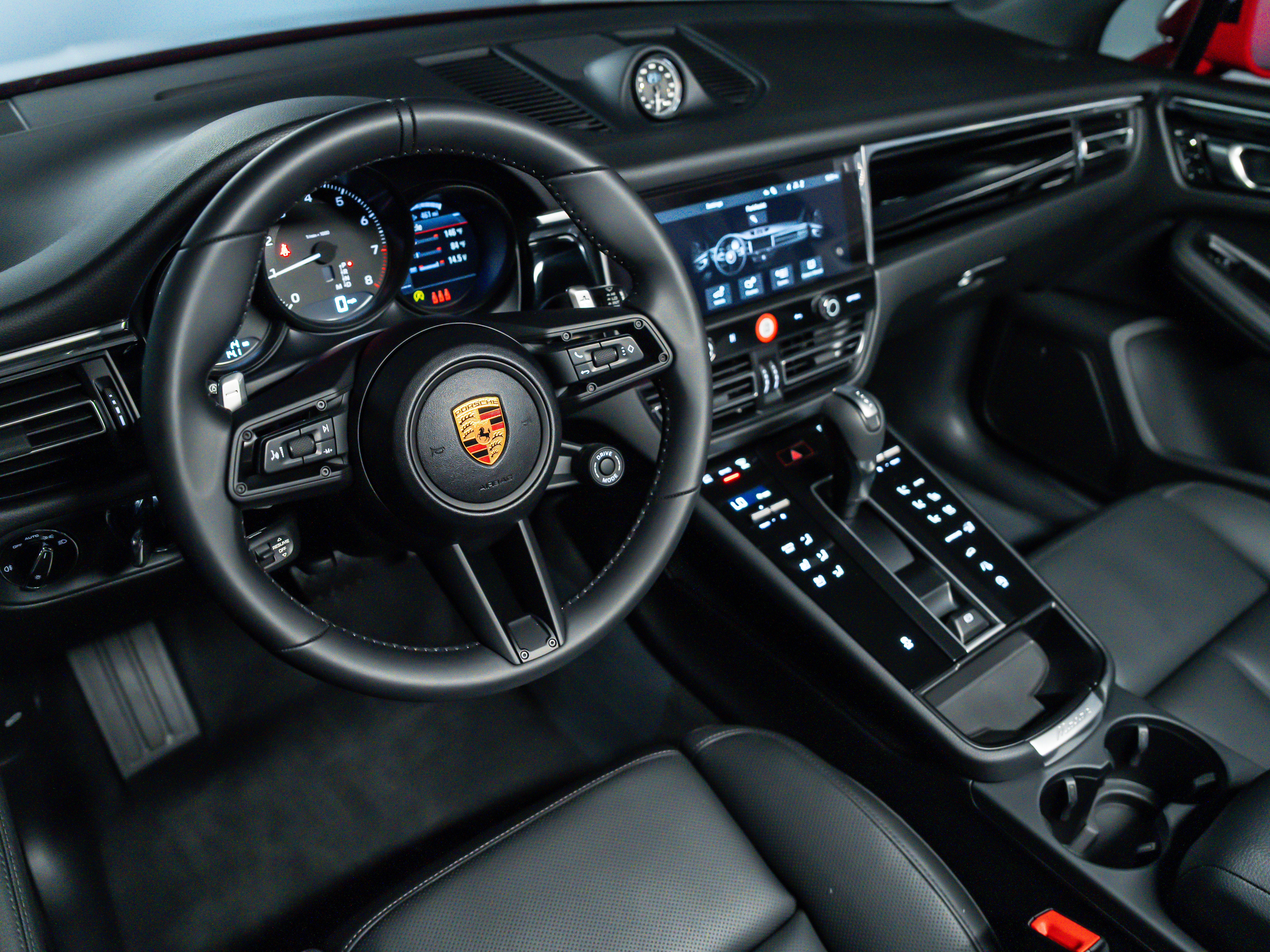 2026 Porsche Macan Base