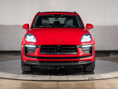 2026 Porsche Macan Base