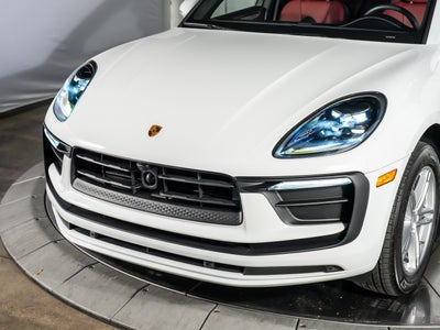 2025 Porsche Macan Base