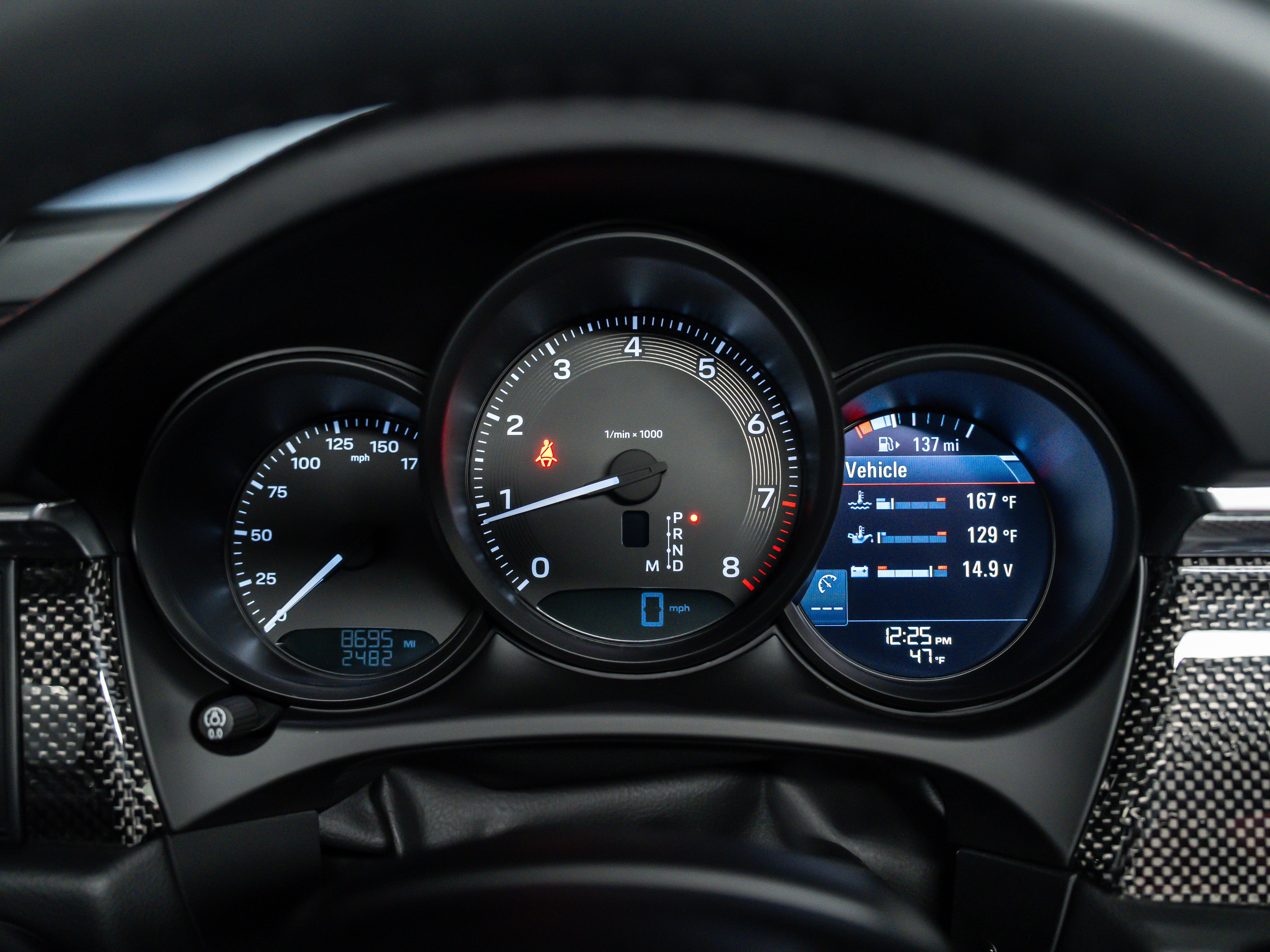 2025 Porsche Macan Base