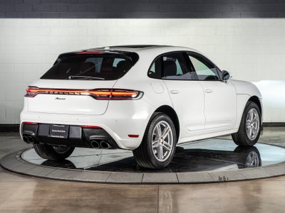2025 Porsche Macan Base