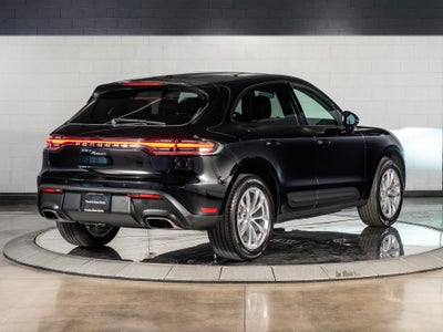 2026 Porsche Macan Base