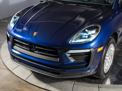 2026 Porsche Macan Base