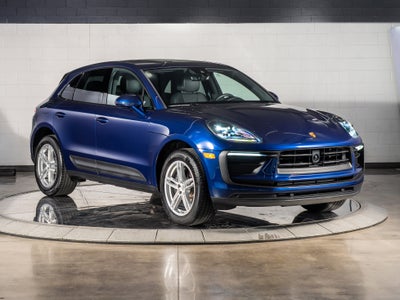 2026 Porsche Macan Base