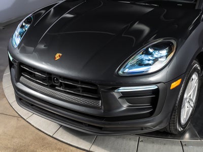 2026 Porsche Macan Base