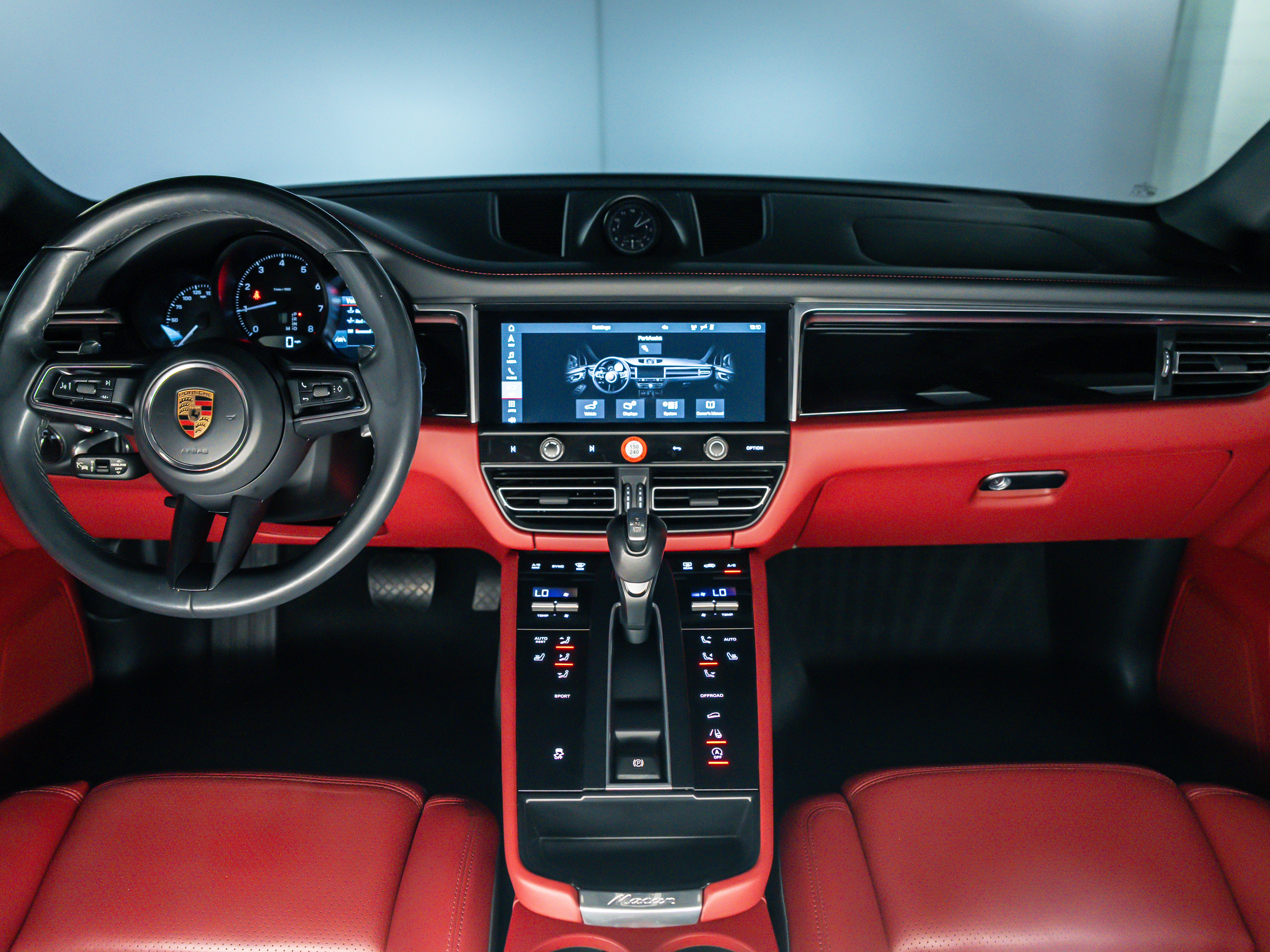 2023 Porsche Macan II