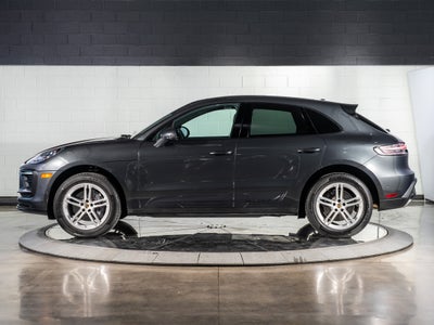2025 Porsche Macan Base