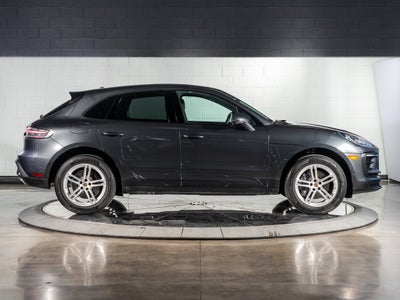 2025 Porsche Macan Base