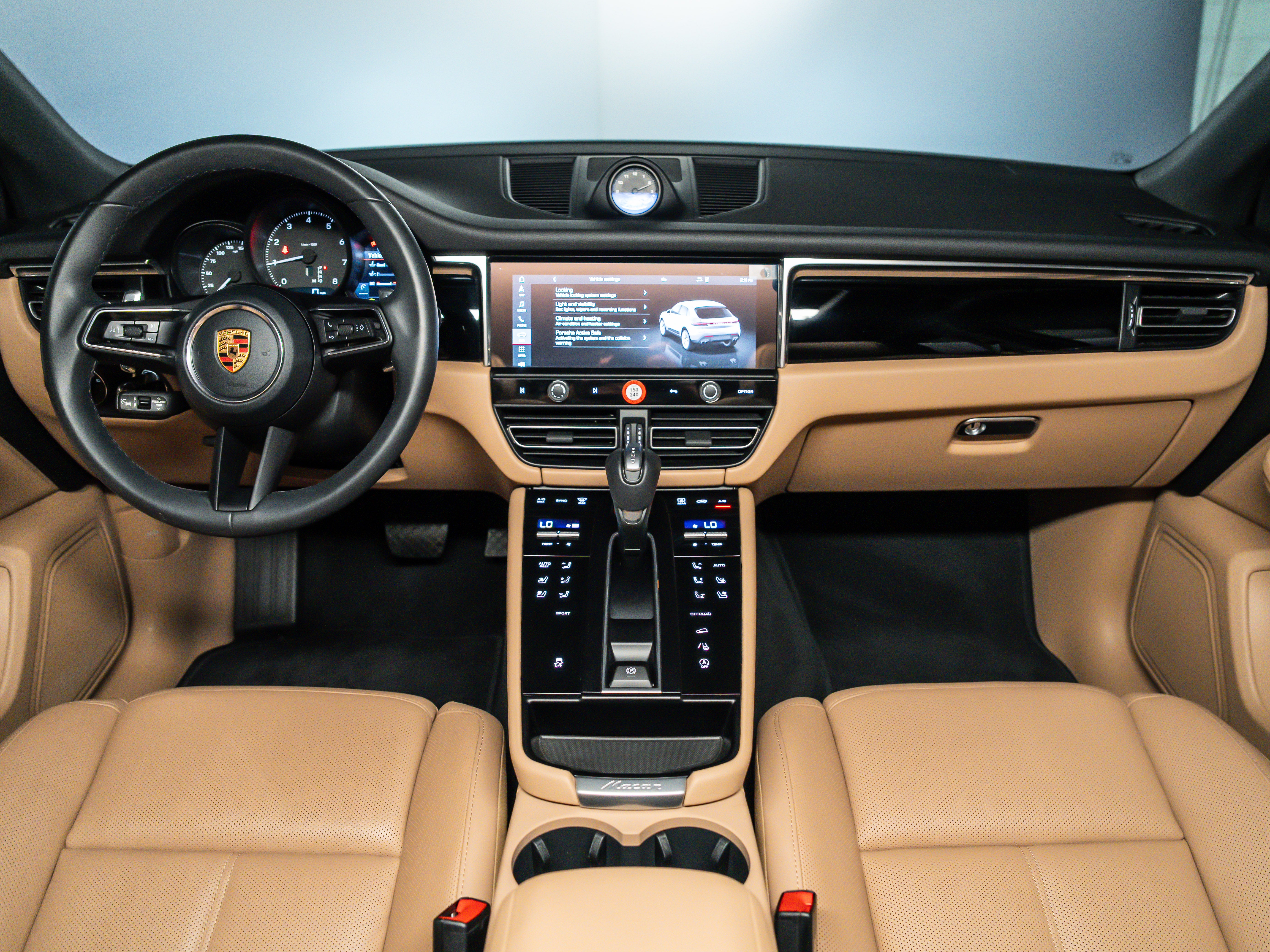 2026 Porsche Macan Base