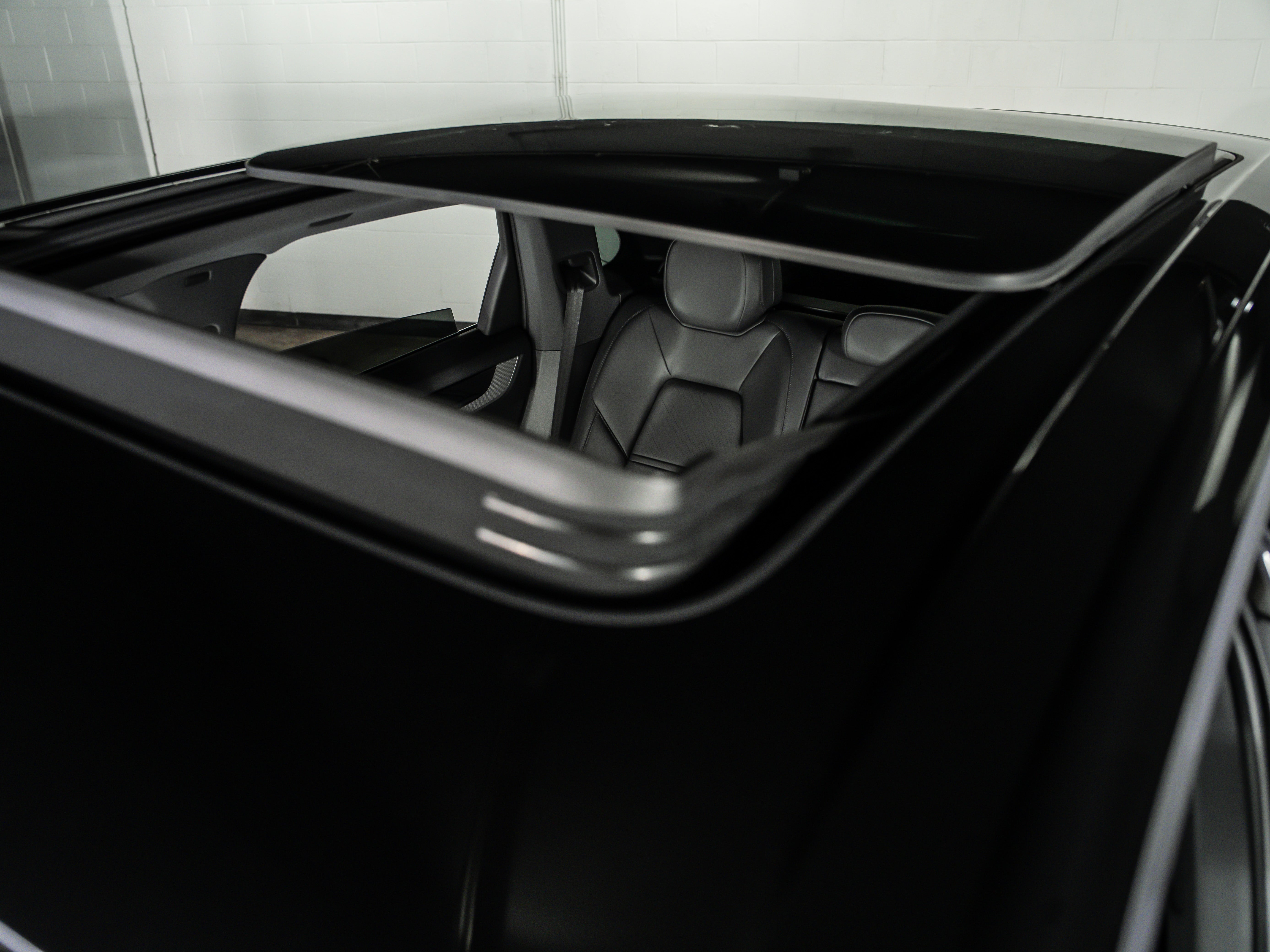 2025 Porsche Cayenne Base