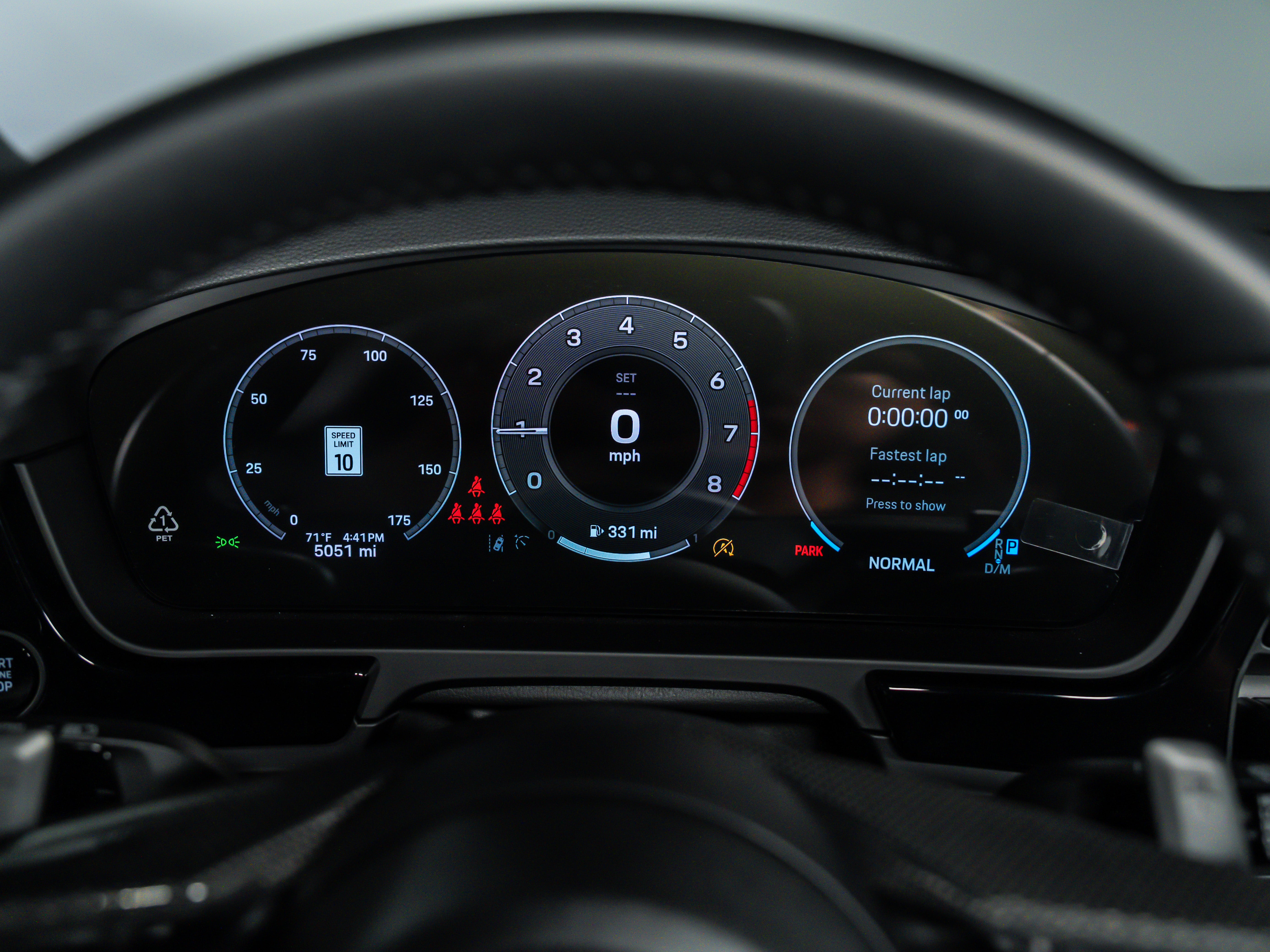 2025 Porsche Cayenne Base
