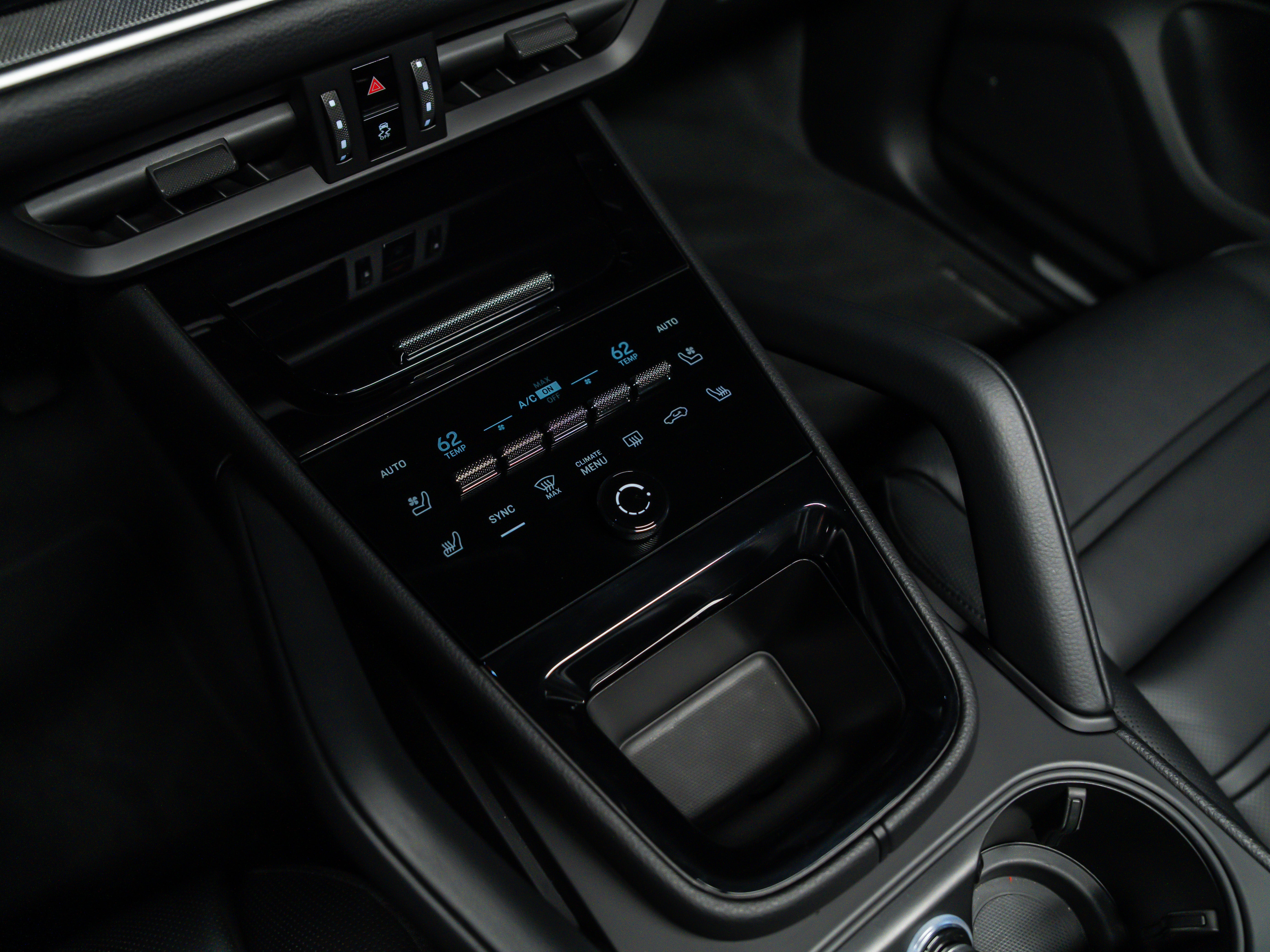 2025 Porsche Cayenne Base