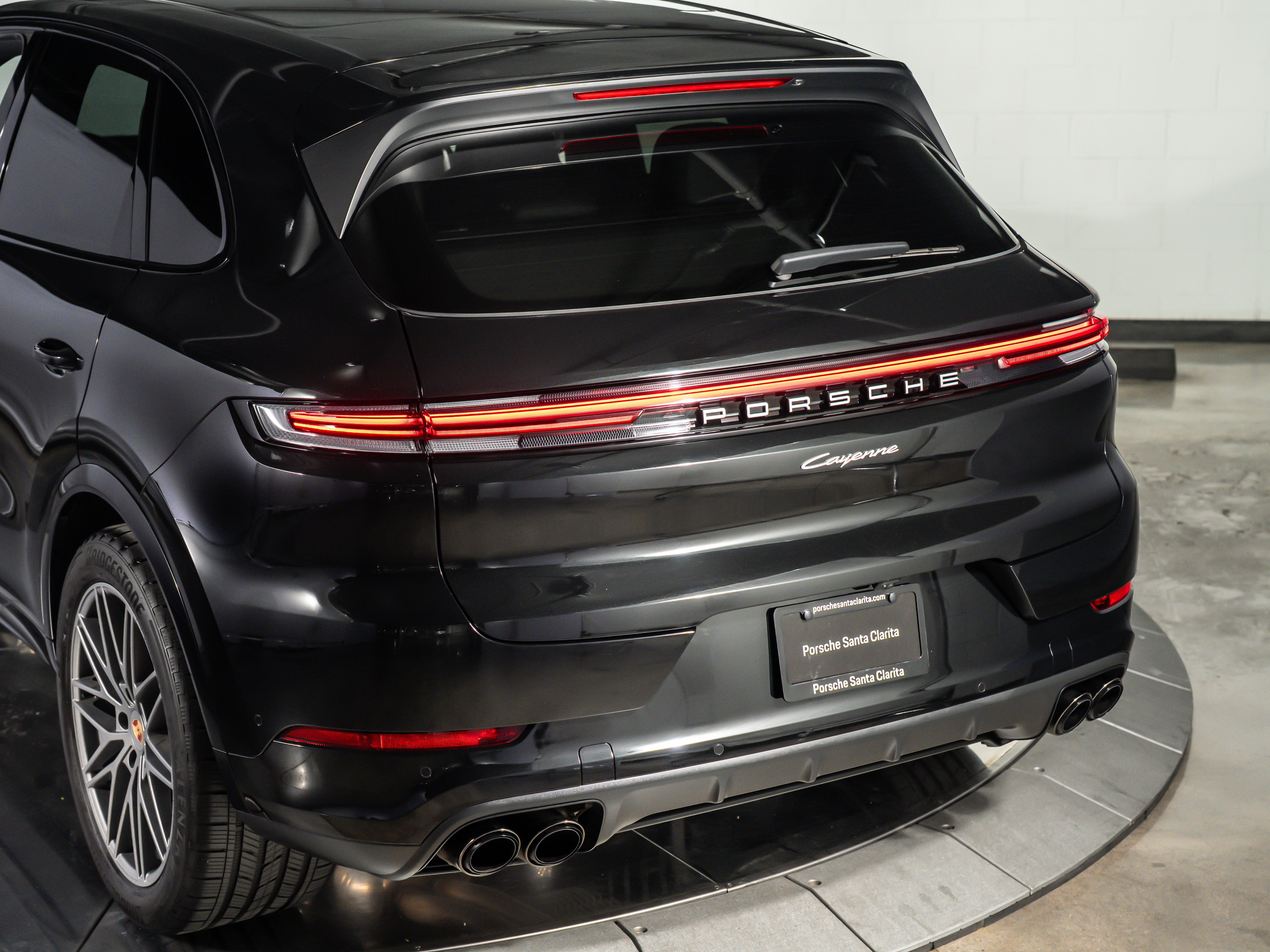 2025 Porsche Cayenne Base
