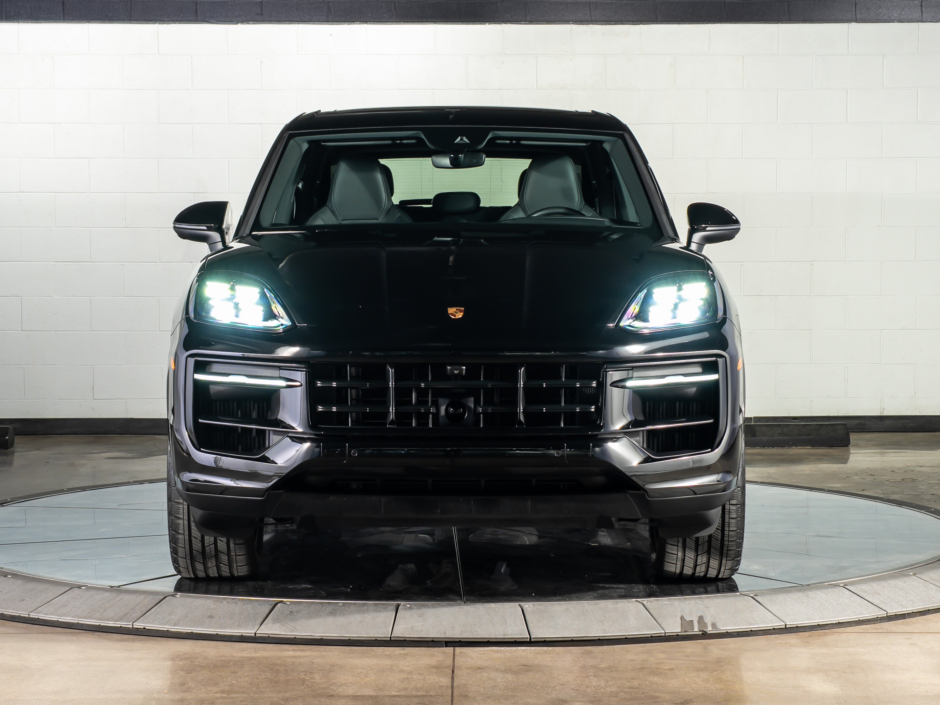 2025 Porsche Cayenne Base