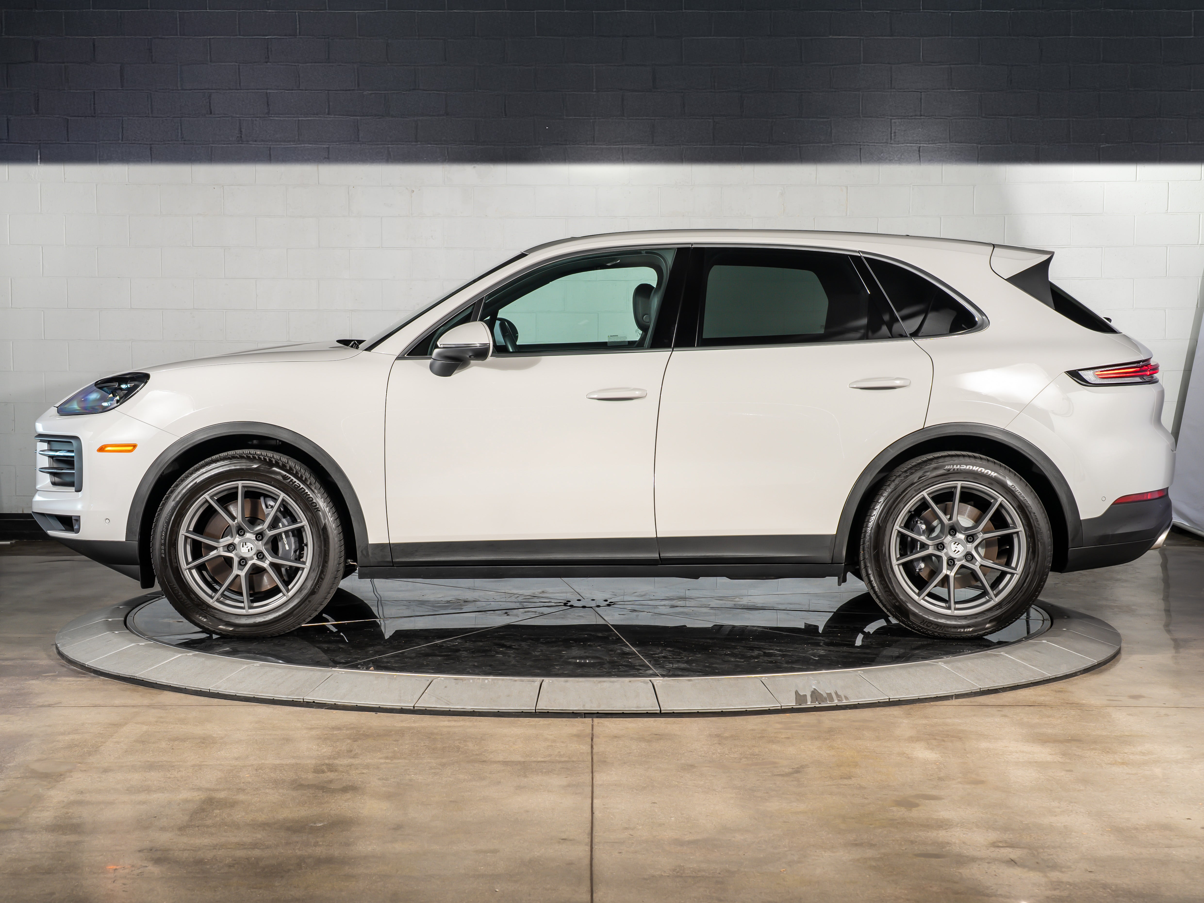 2026 Porsche Cayenne Base