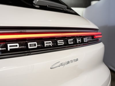 2026 Porsche Cayenne Base