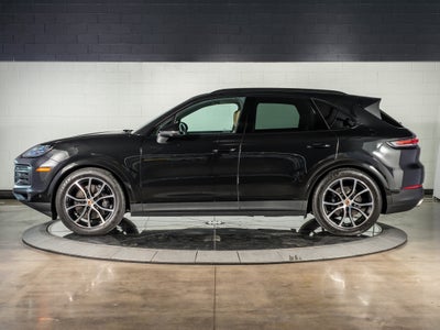 2025 Porsche Cayenne Base