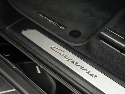 2025 Porsche Cayenne Base