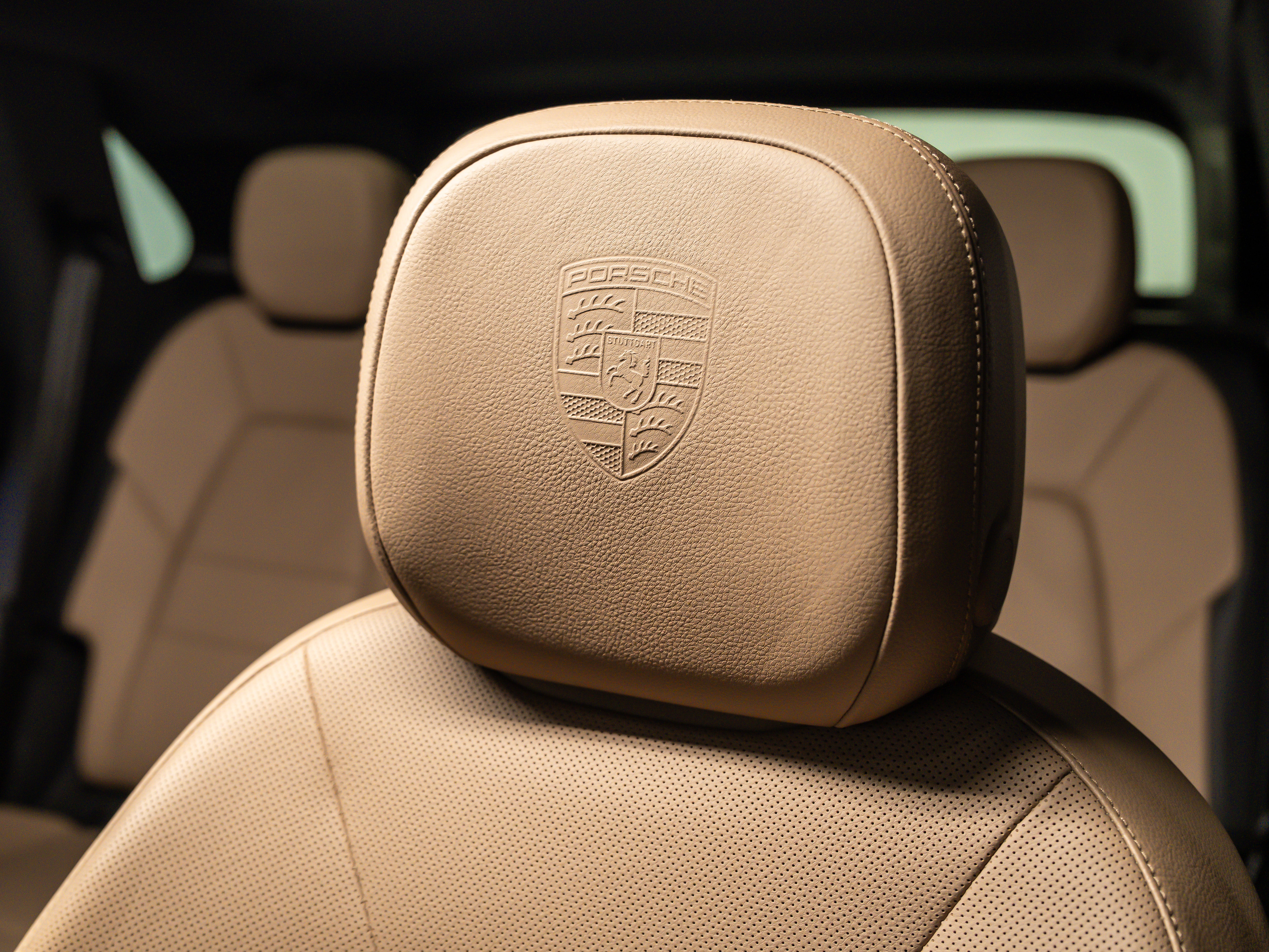 2025 Porsche Cayenne Base