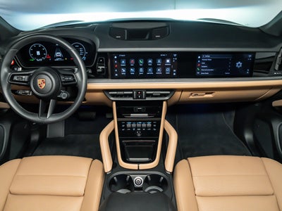 2025 Porsche Cayenne Base